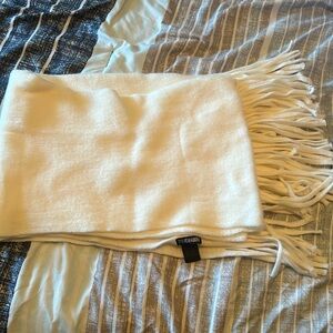 Steve Madden oversized scarf